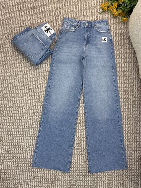 بنطلون جينز calvin klein