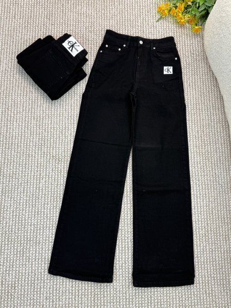 بنطلون جينز calvin klein