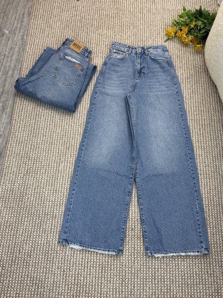 بنطلون جينز DIESEL