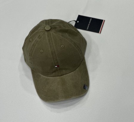 طاقية TOMMY