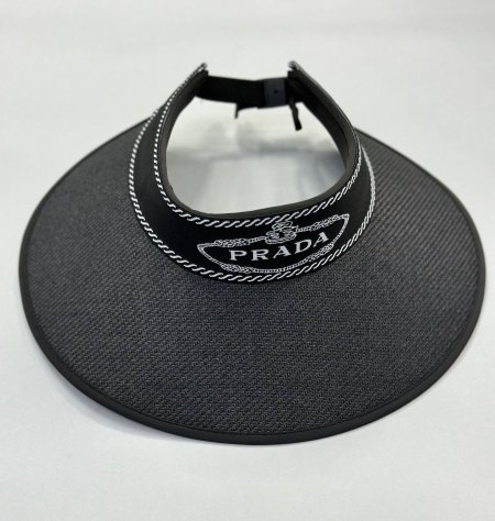 طاقية PRADA