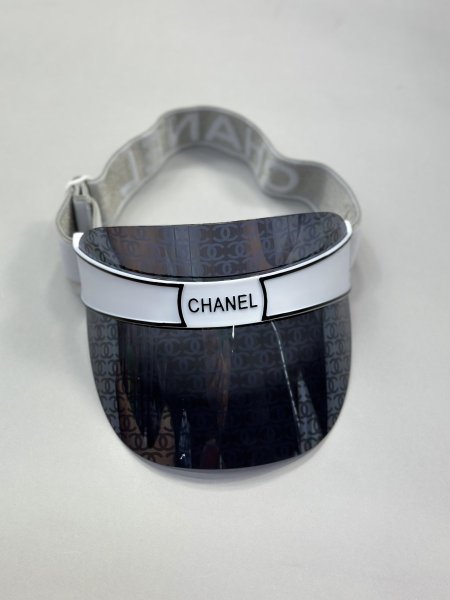 طاقية CHANEL