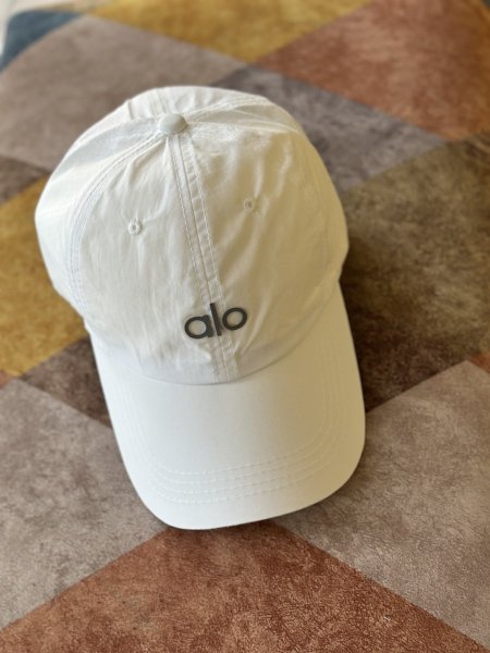 طاقية alo